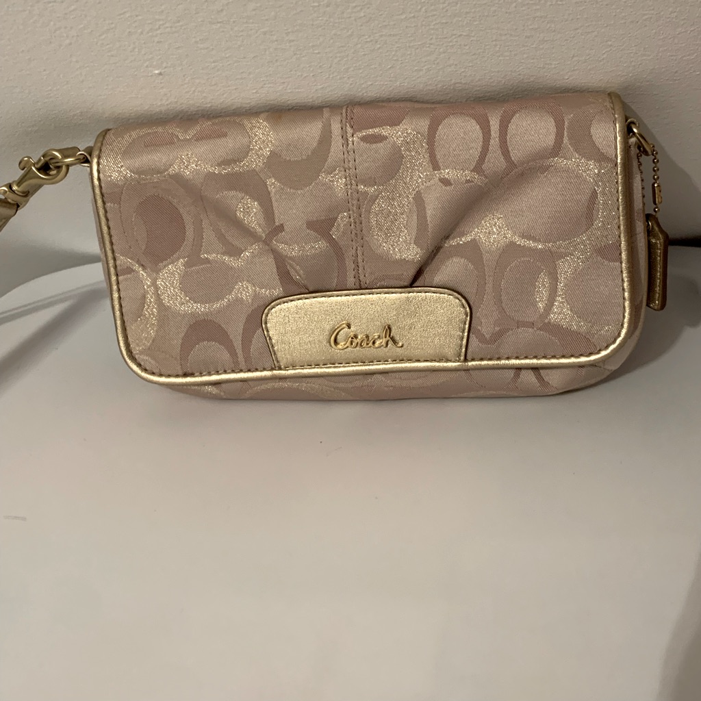 New Authentic Coach WristletWallet New Authentic Coach WristletWallet